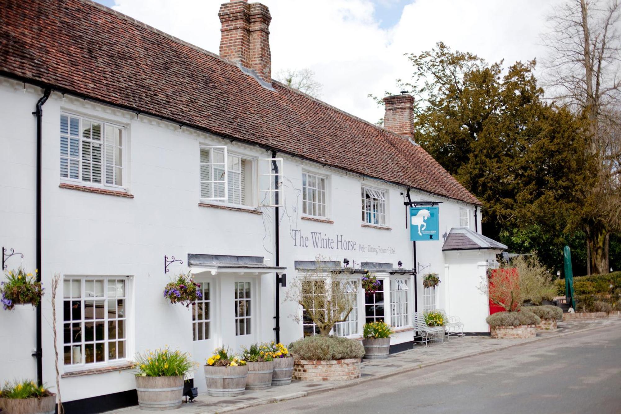 The White Horse Hotel Chilgrove Exterior photo