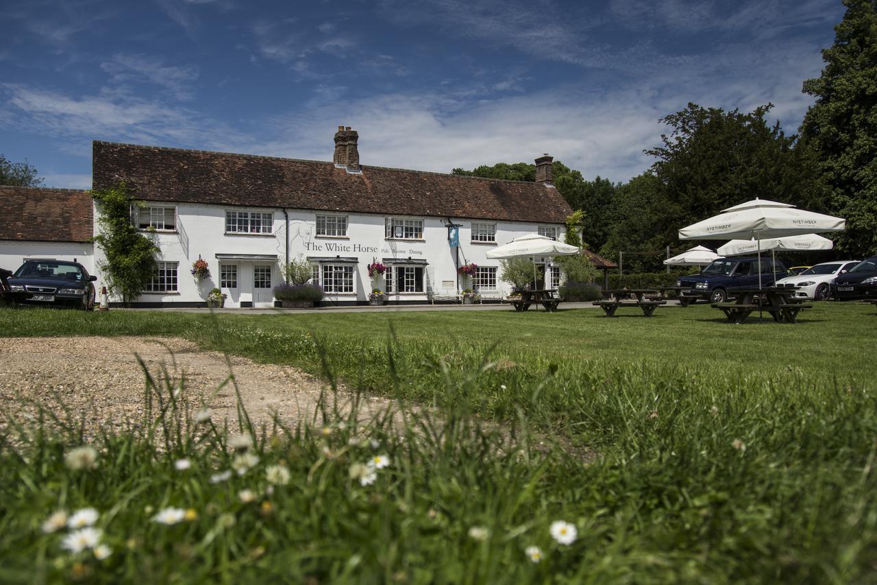 The White Horse Hotel Chilgrove Exterior photo