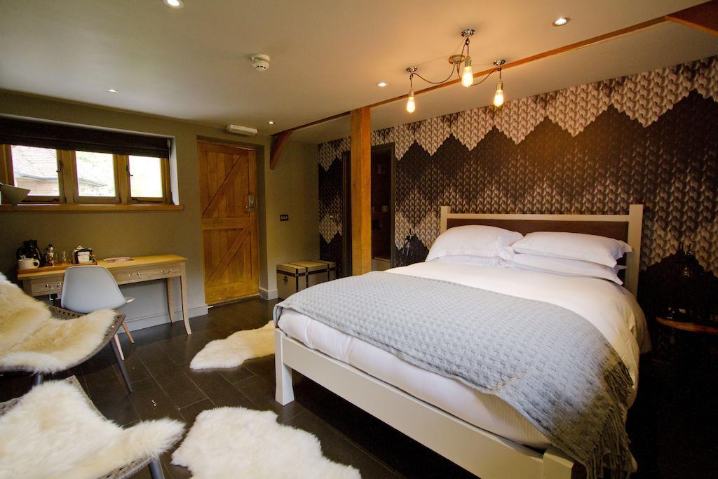 The White Horse Hotel Chilgrove Exterior photo